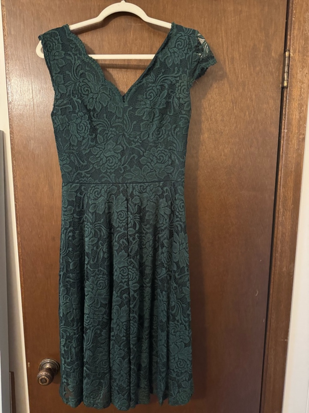 Women's Dark Green Lace Midi Dress with V-Neck
